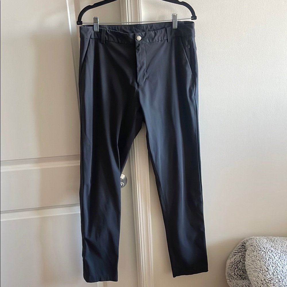 Men’s Lululemon Dark Gray Dress Pants Straight Leg Cotton Blend